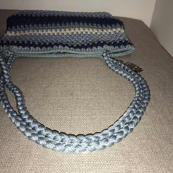 Vintage Lina Woven Knit Multi-Striped Bag, Tote - Picture 10 of 16